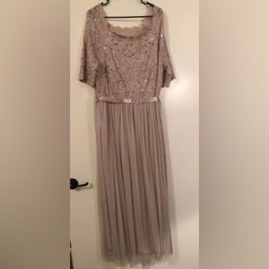 2x Candlelight Women’s champagne formal